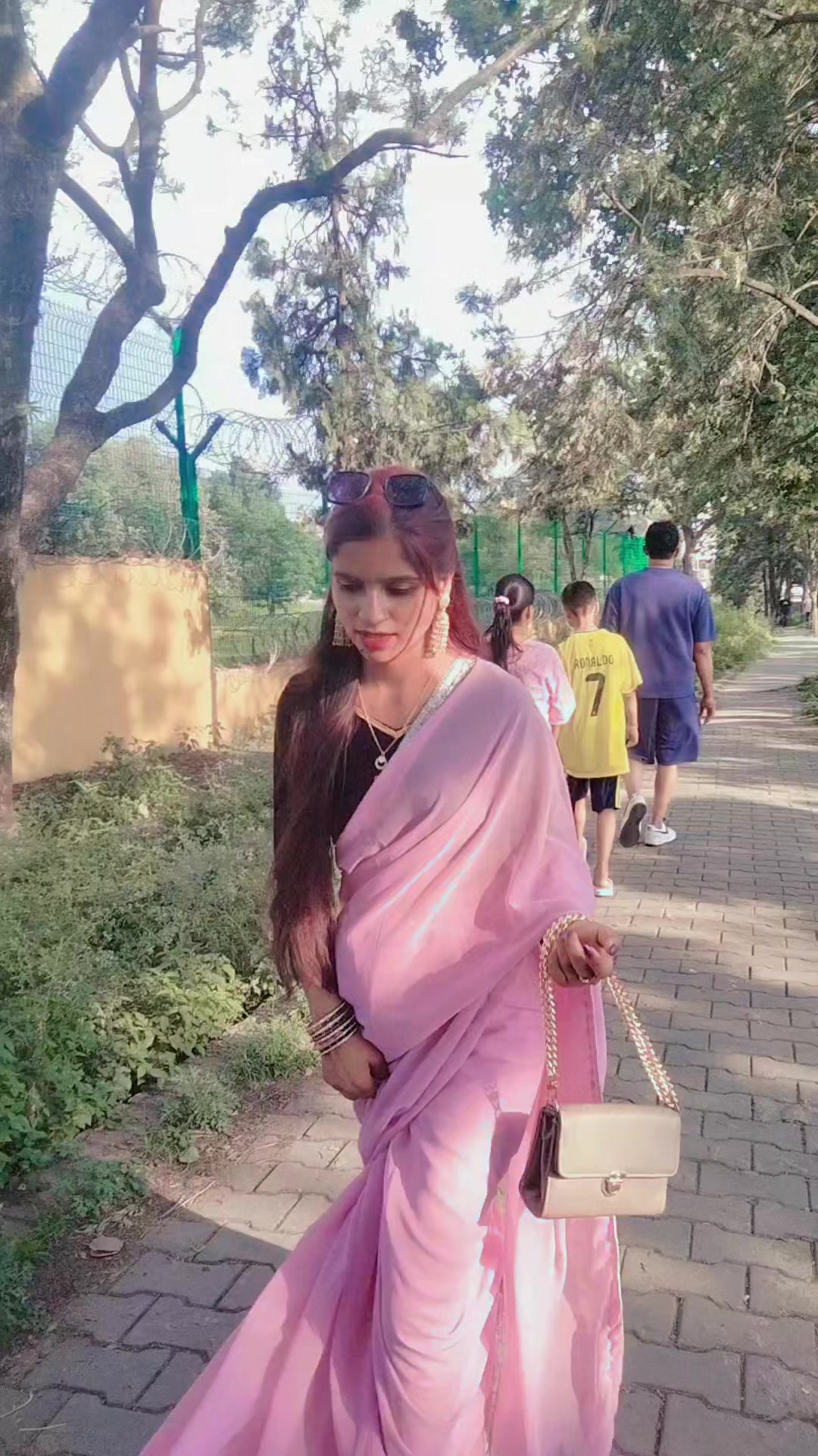 @Priyanka yadav