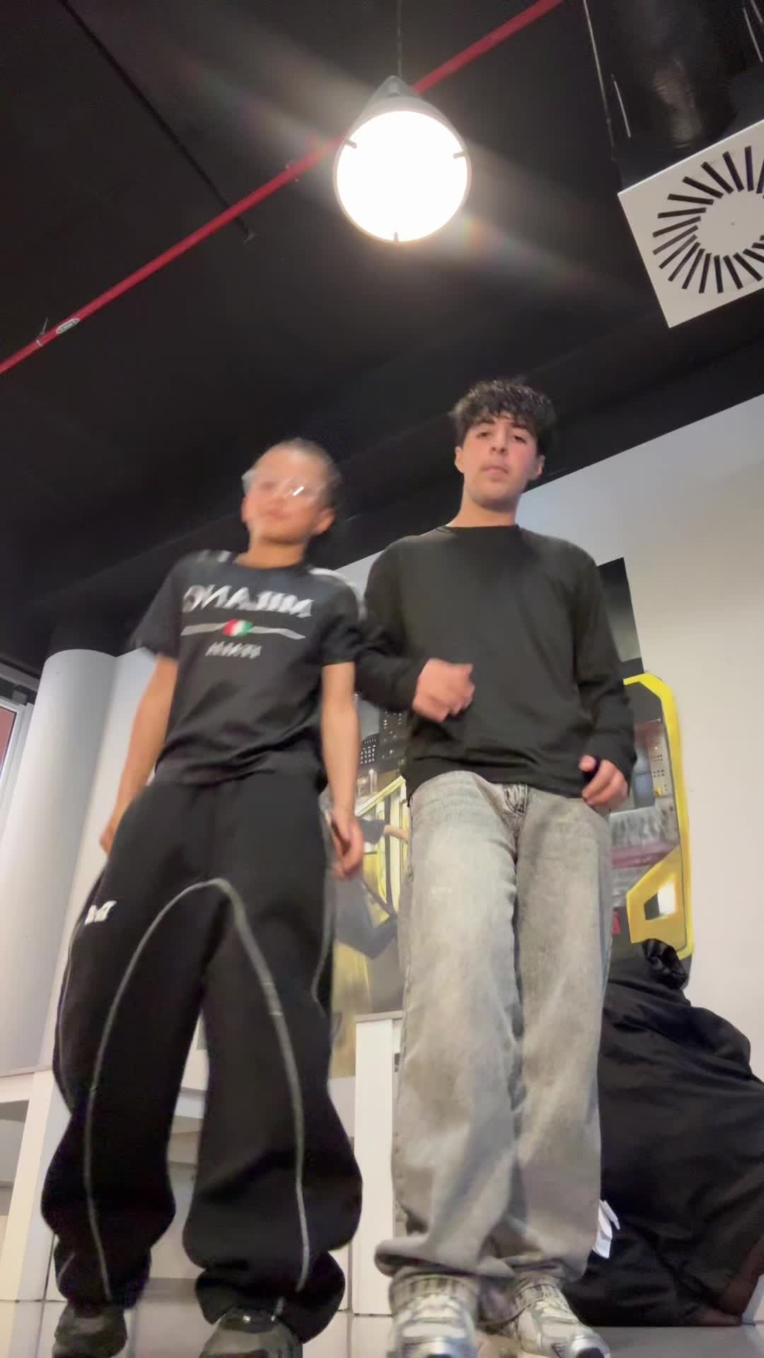 @𝐄𝐦𝐫𝐞