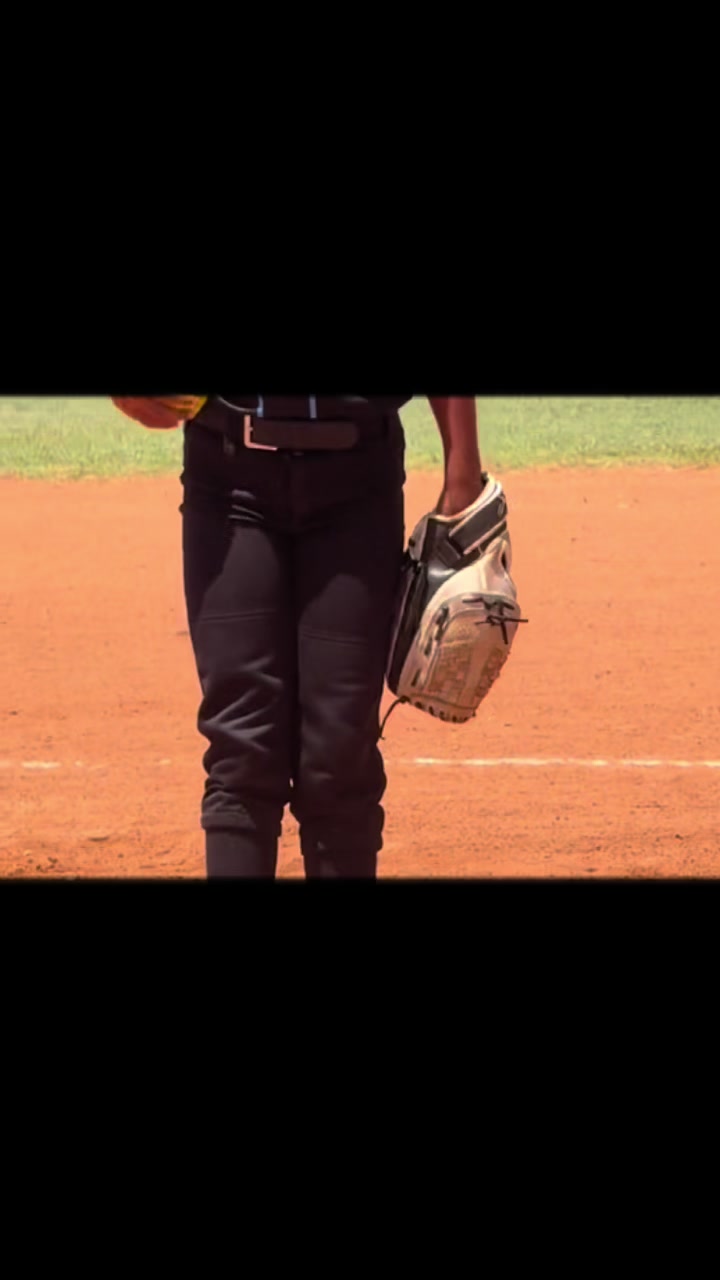 @Ruiz Softball Sisters