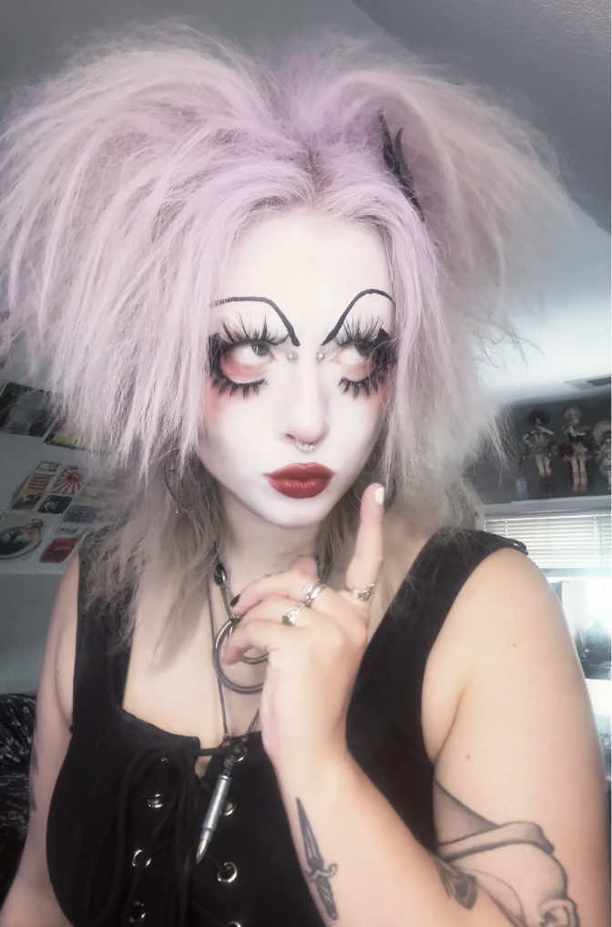 @dollygoth666