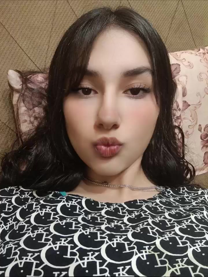 @AYAY🌶️