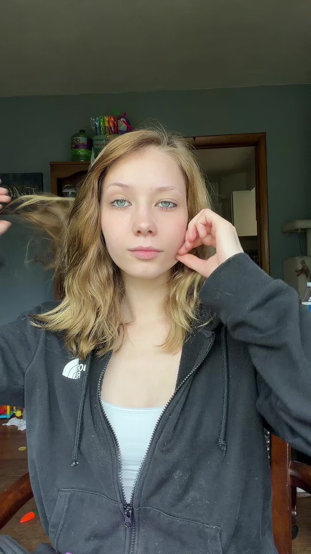 @Arii10601