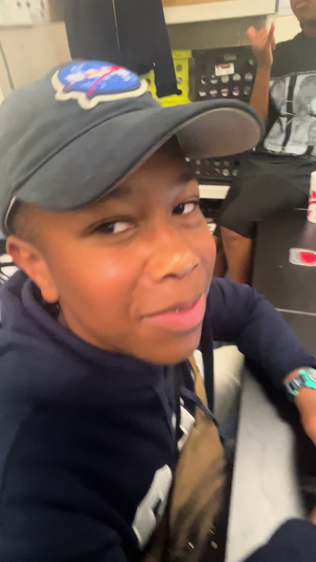 @hxjf