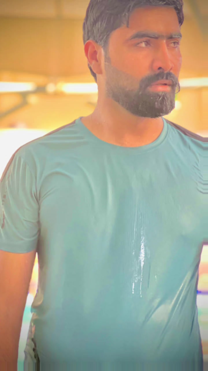 @اظہر عباس دوبئی والا 🏍️😎