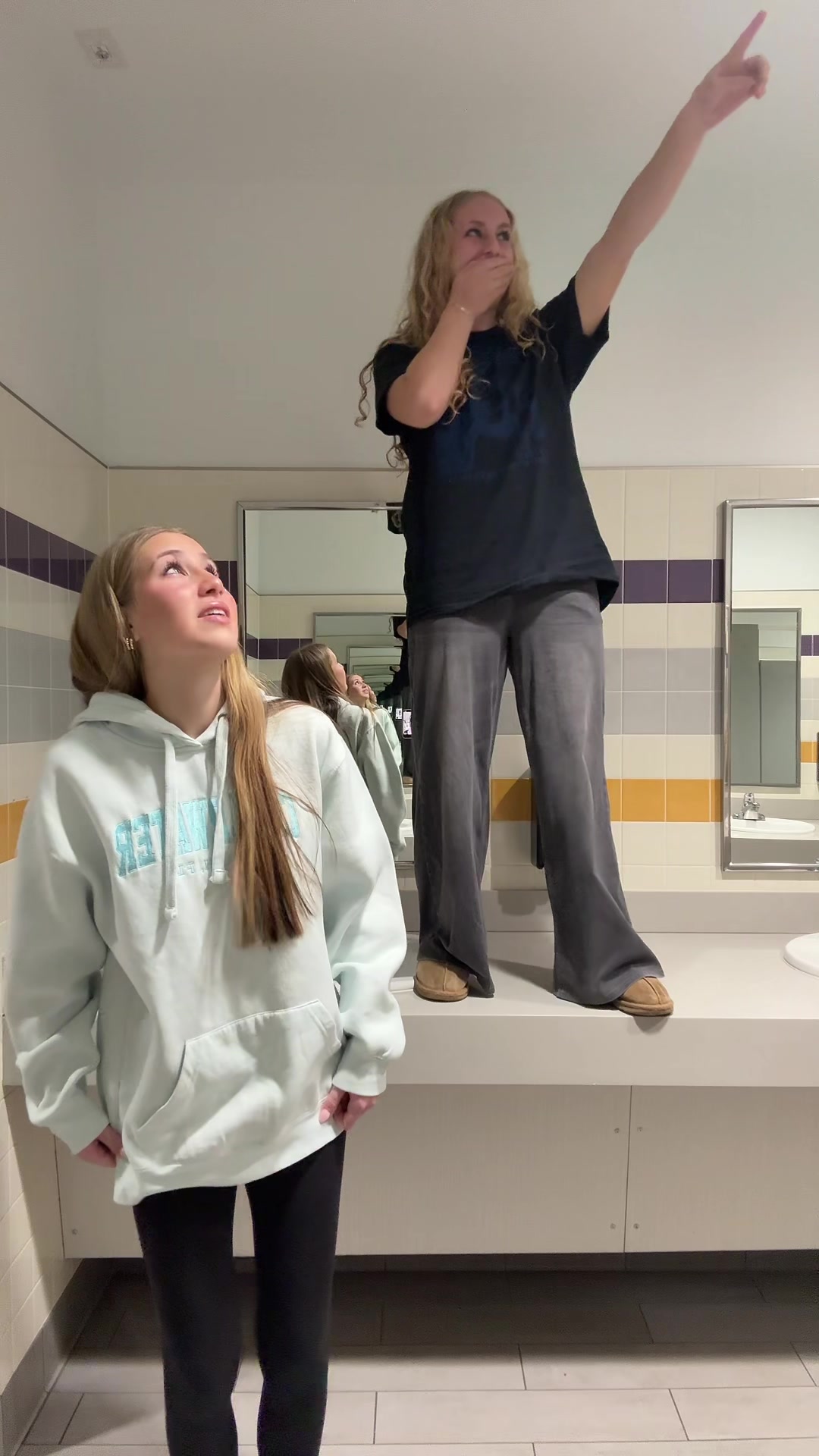 @charlie and emily 😮
