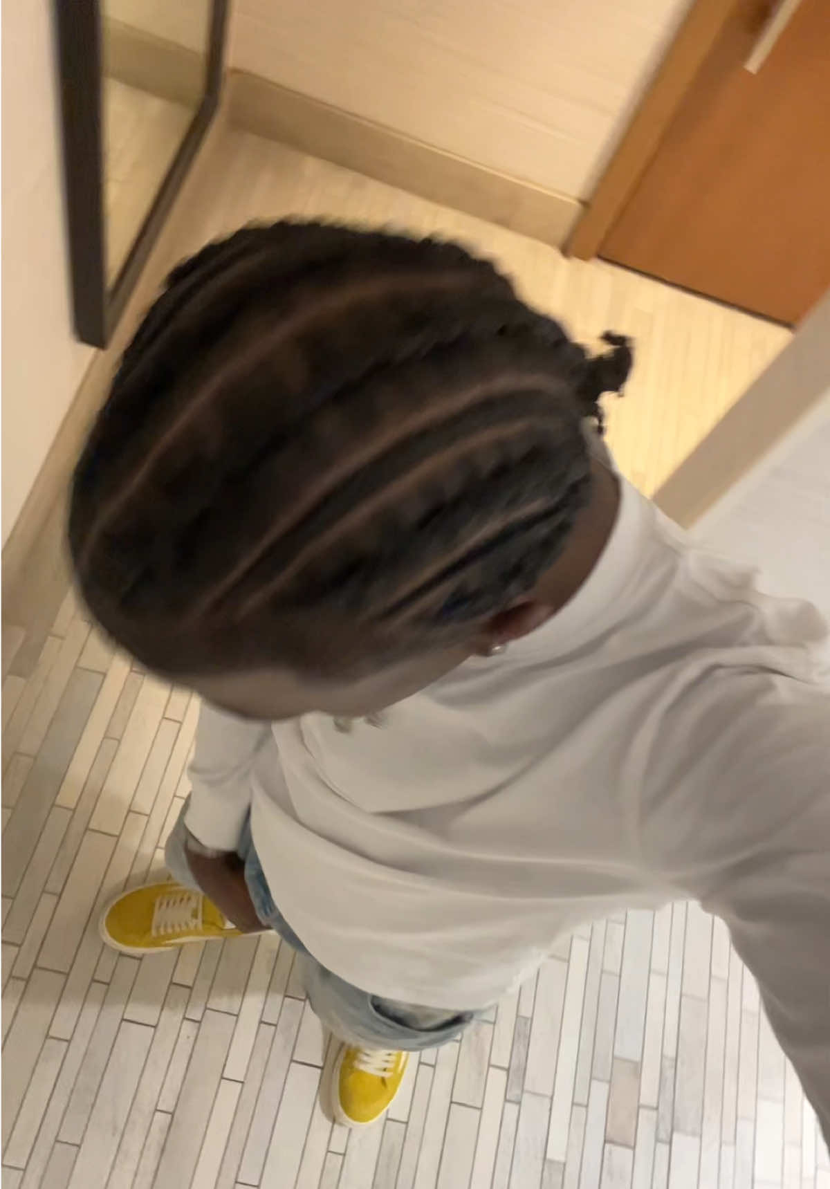 @8