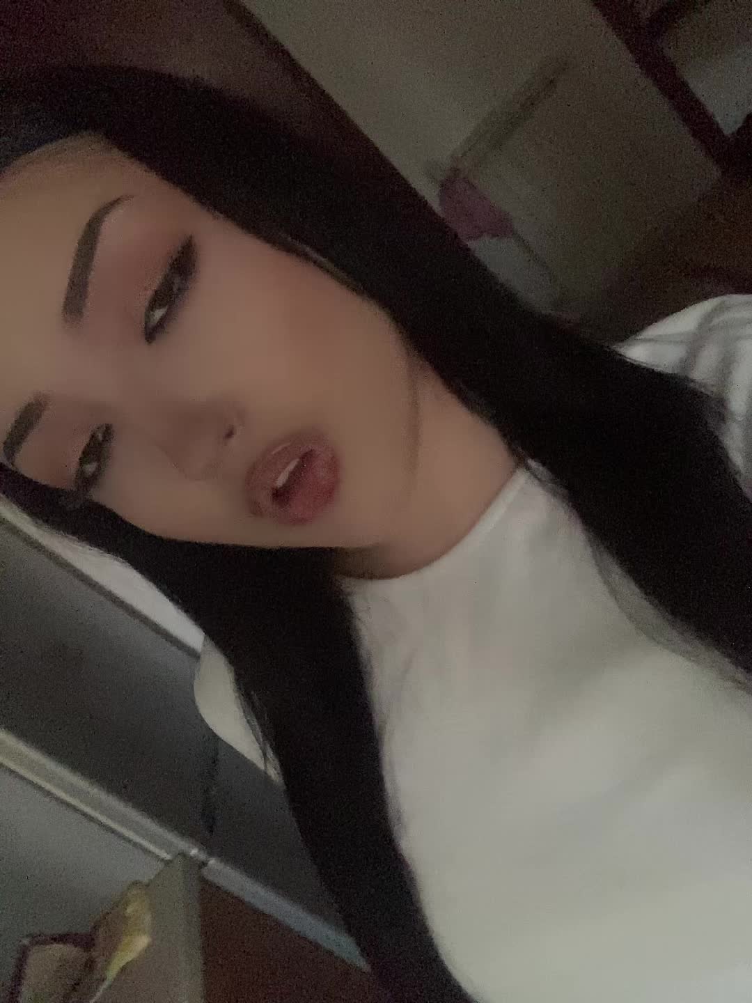 @est.mimi.xx