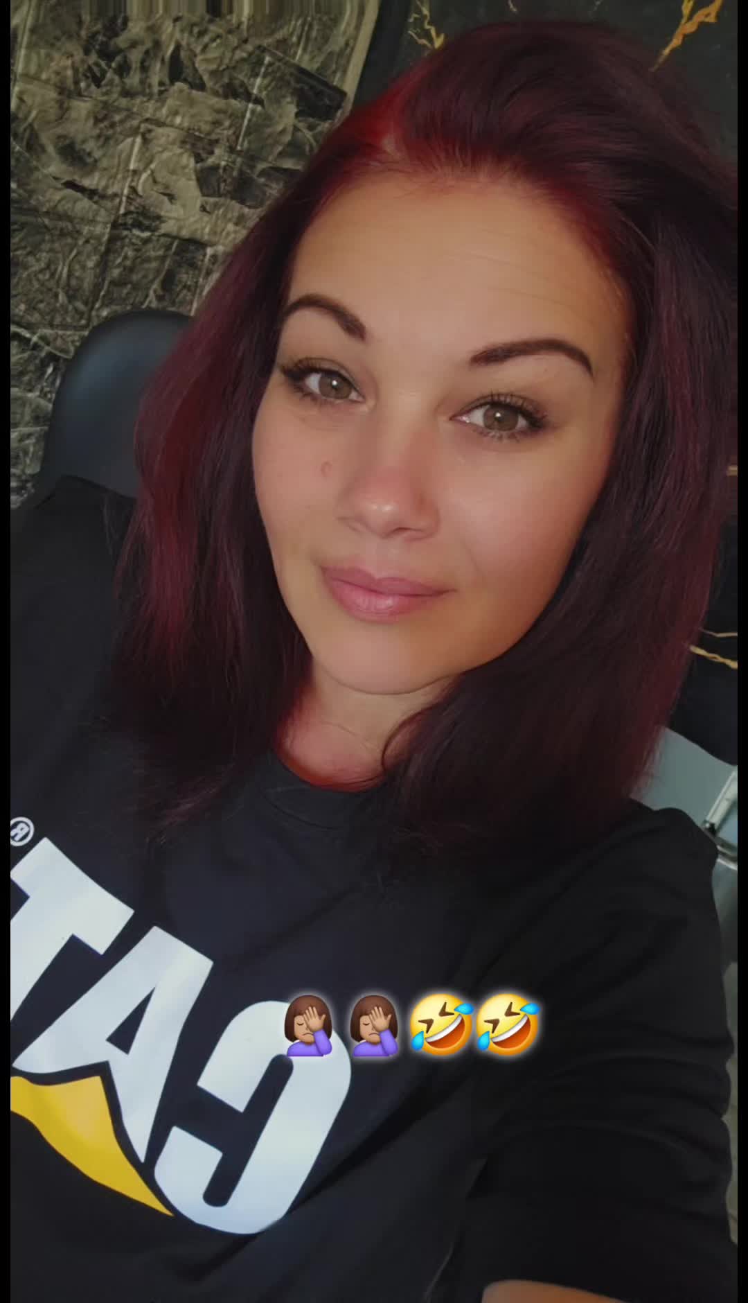 @Maria🇹🇩🇩🇪