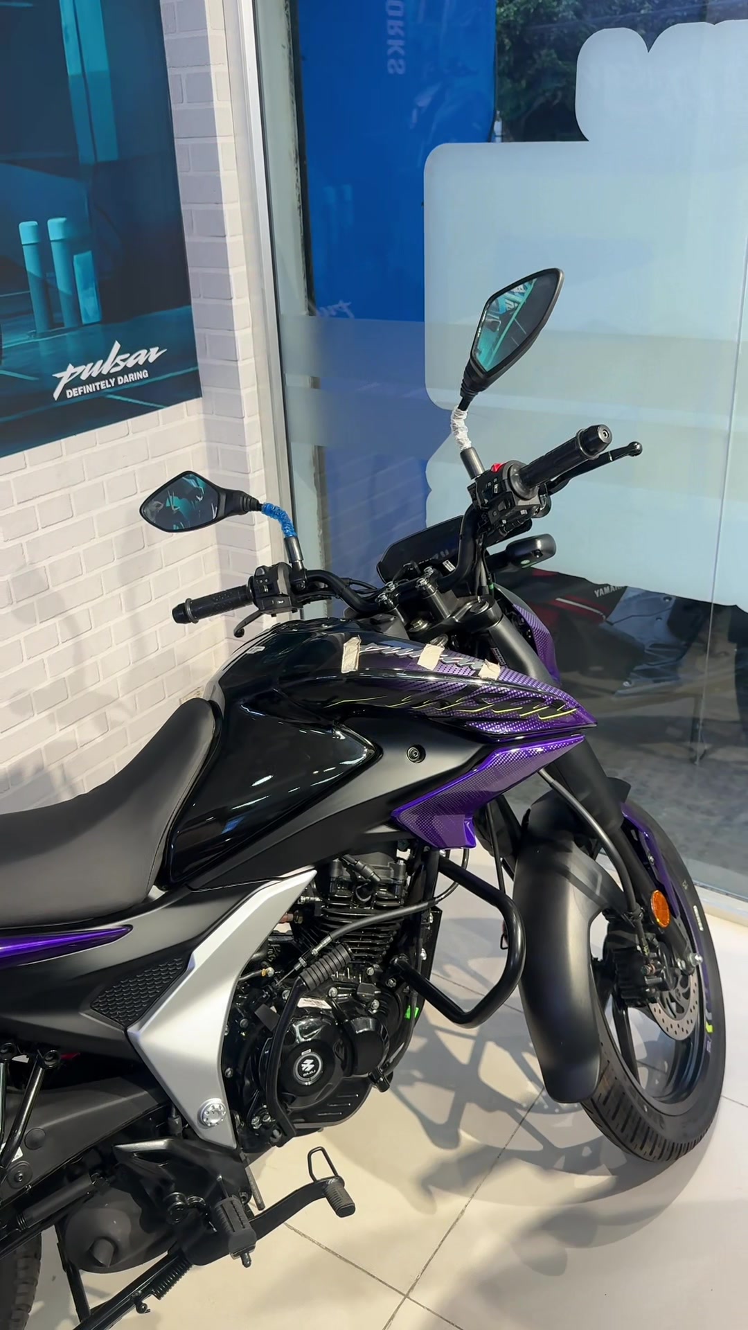 @Bajaj Battisputali