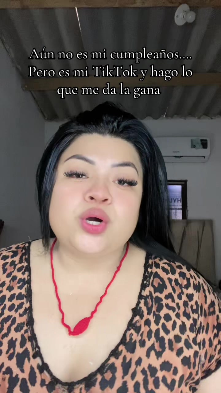 @Elenabrachocambar