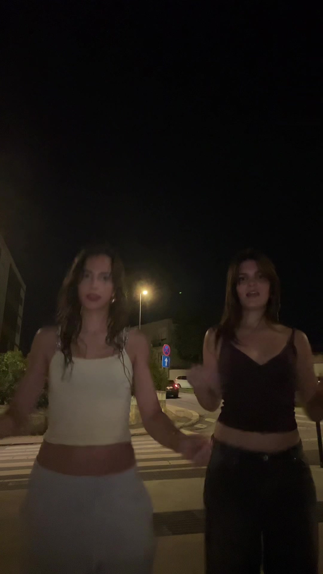 @Bru