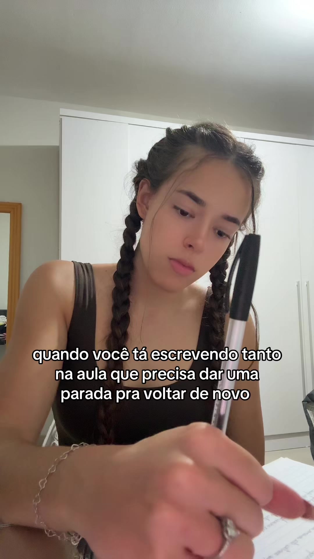 @Julia Andrade