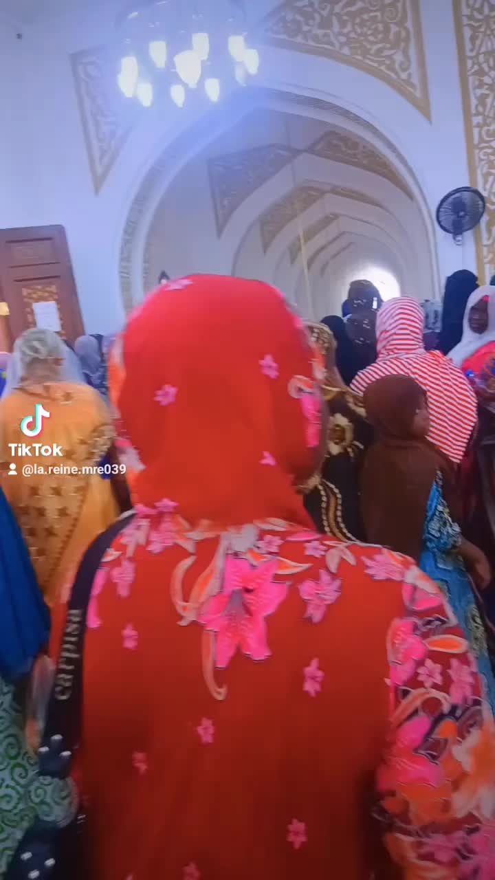 @reine mère de Guinée