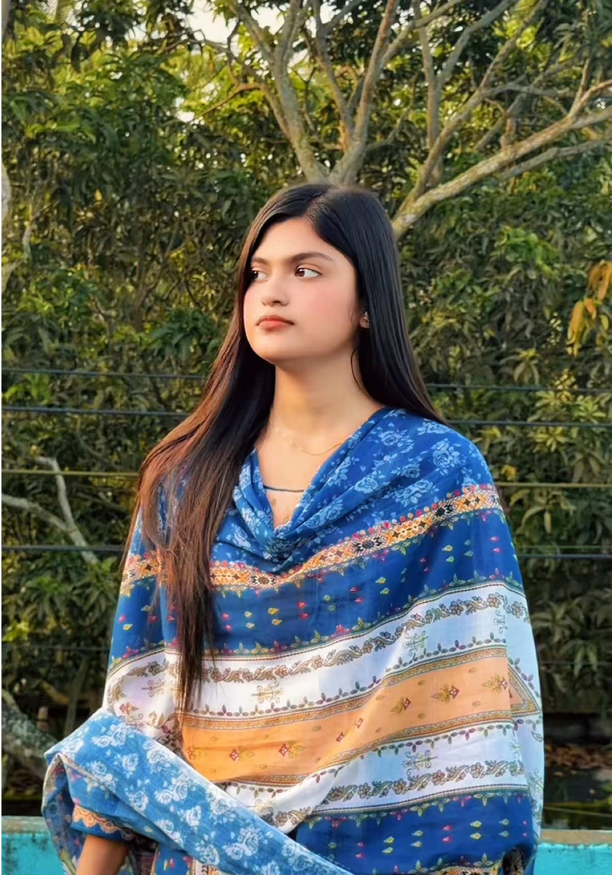 @Akhi Pakhi