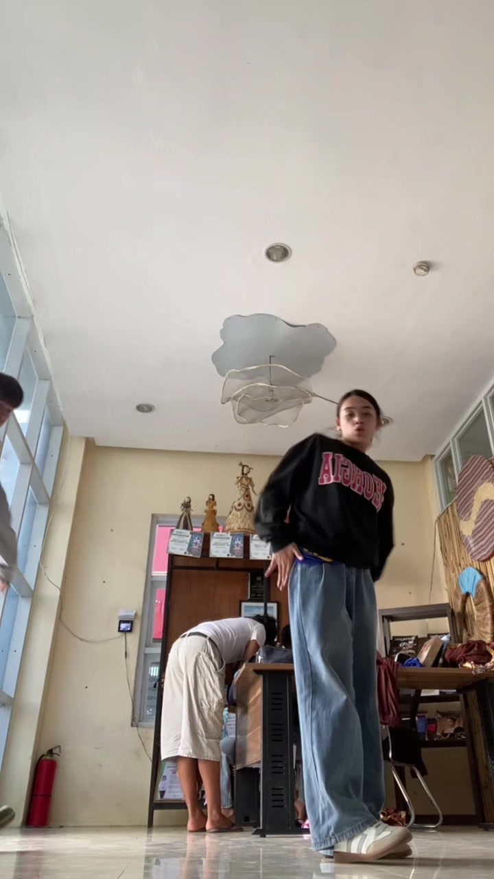 @Jownel