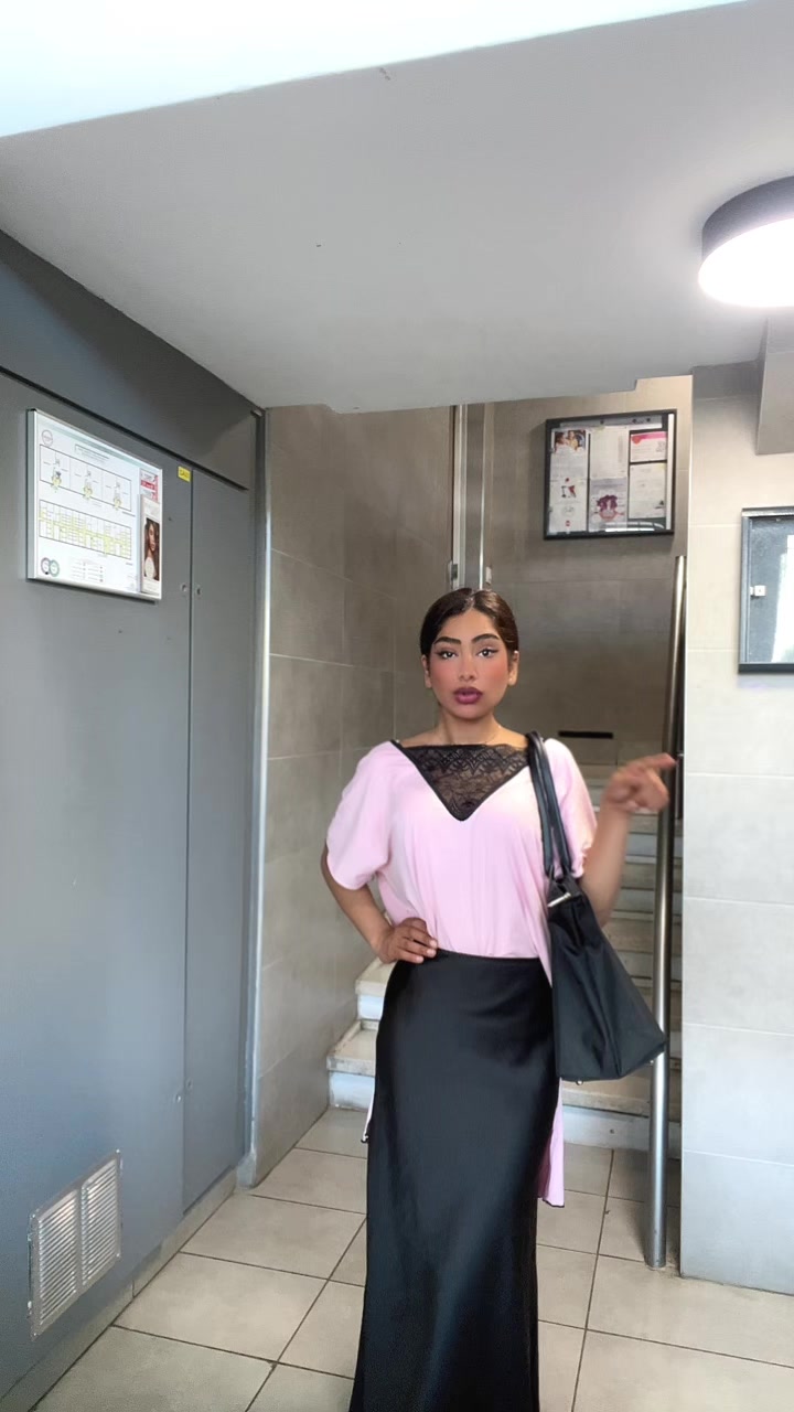 @Anishba 🌺🤍