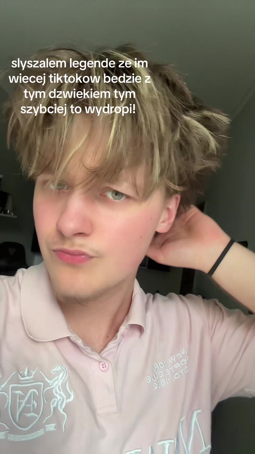 @redrosetroy