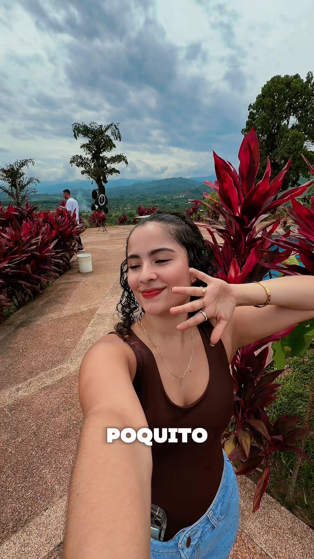 @Paola
