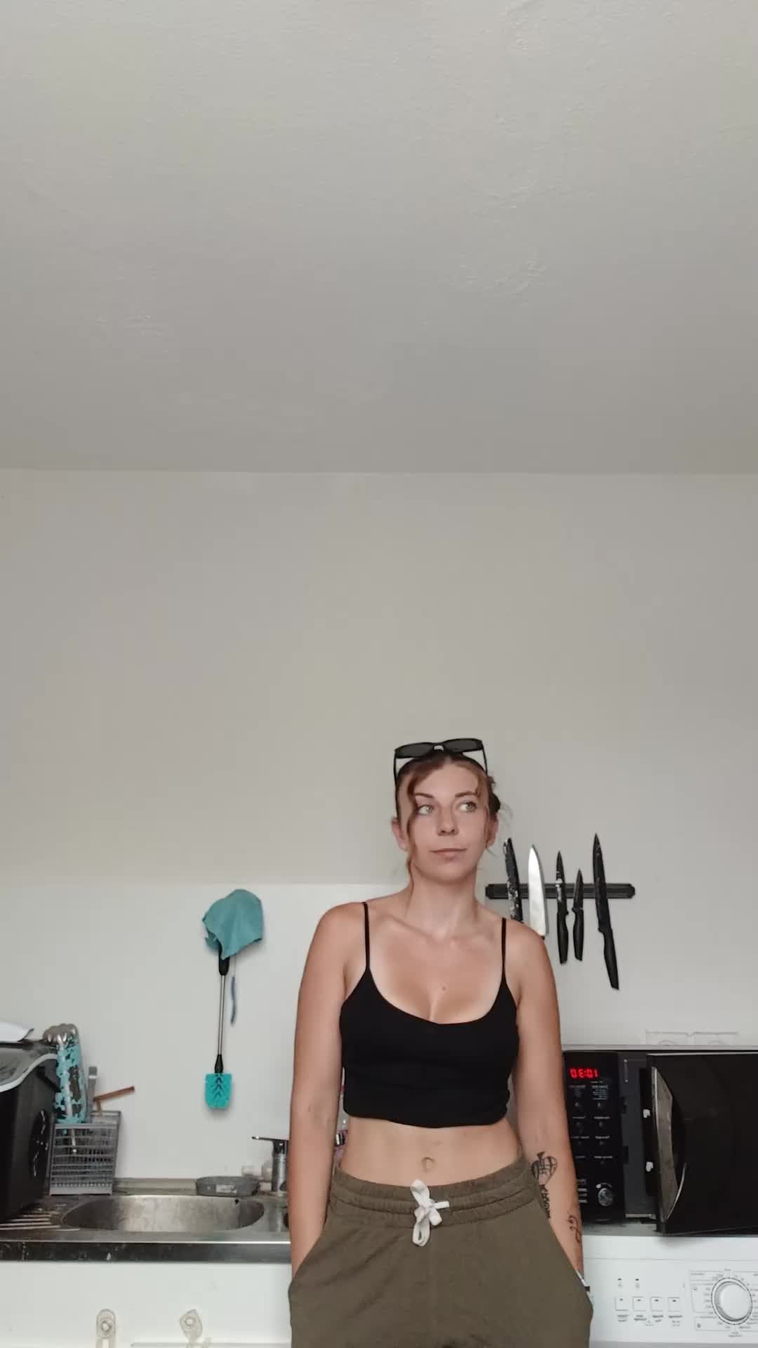 @emybrm