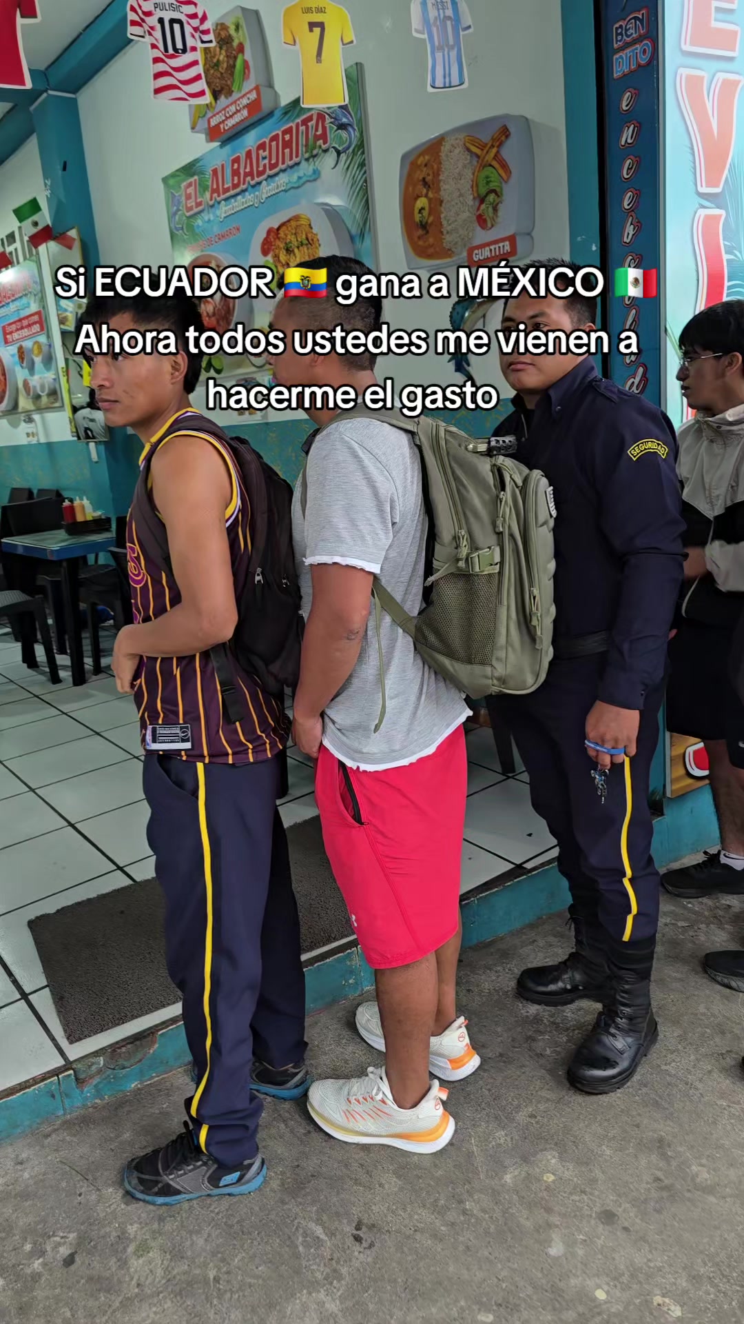 @elalbacoritacevicheria