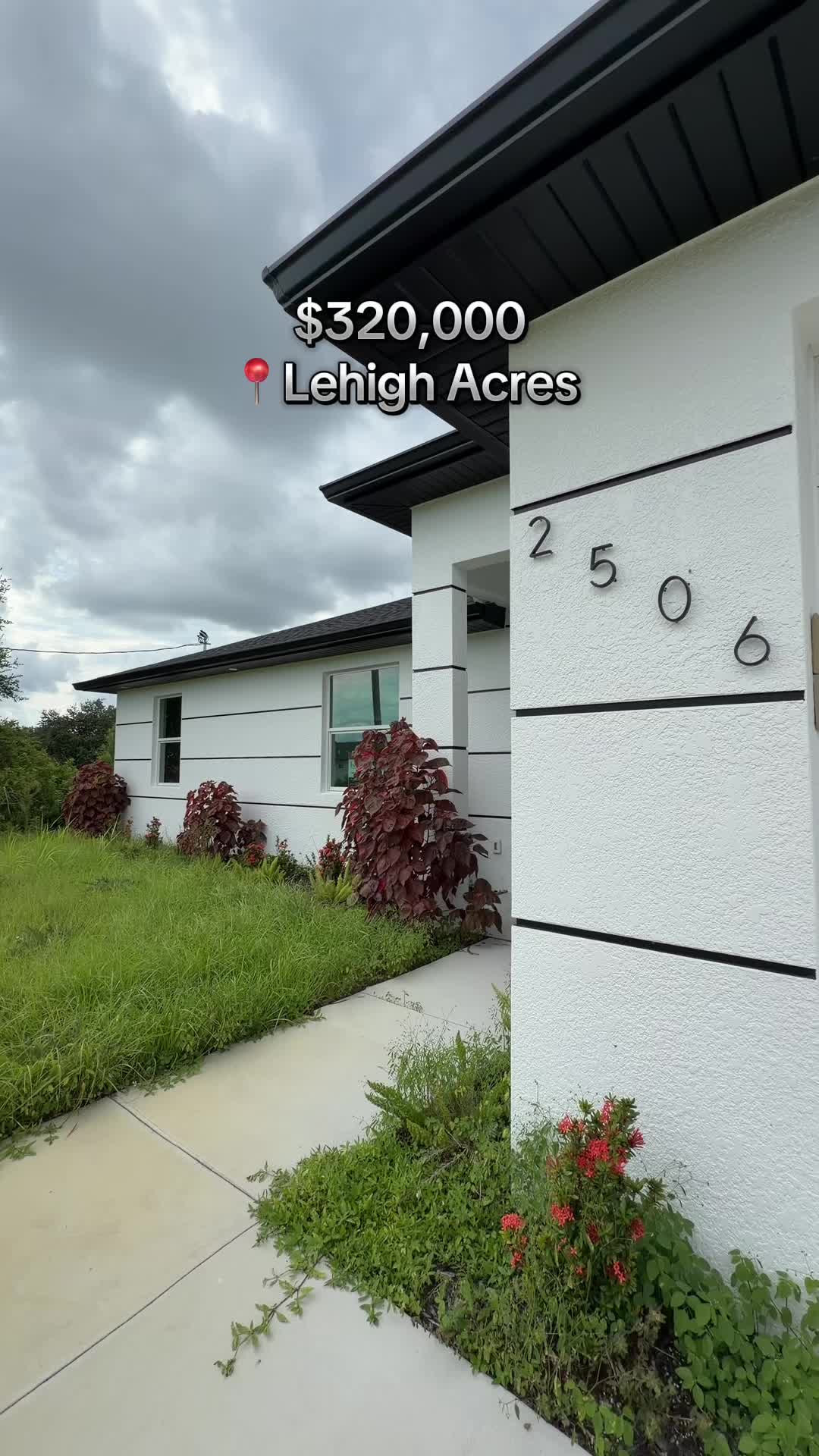 @Lia Angulo | SWFL Realtor®️