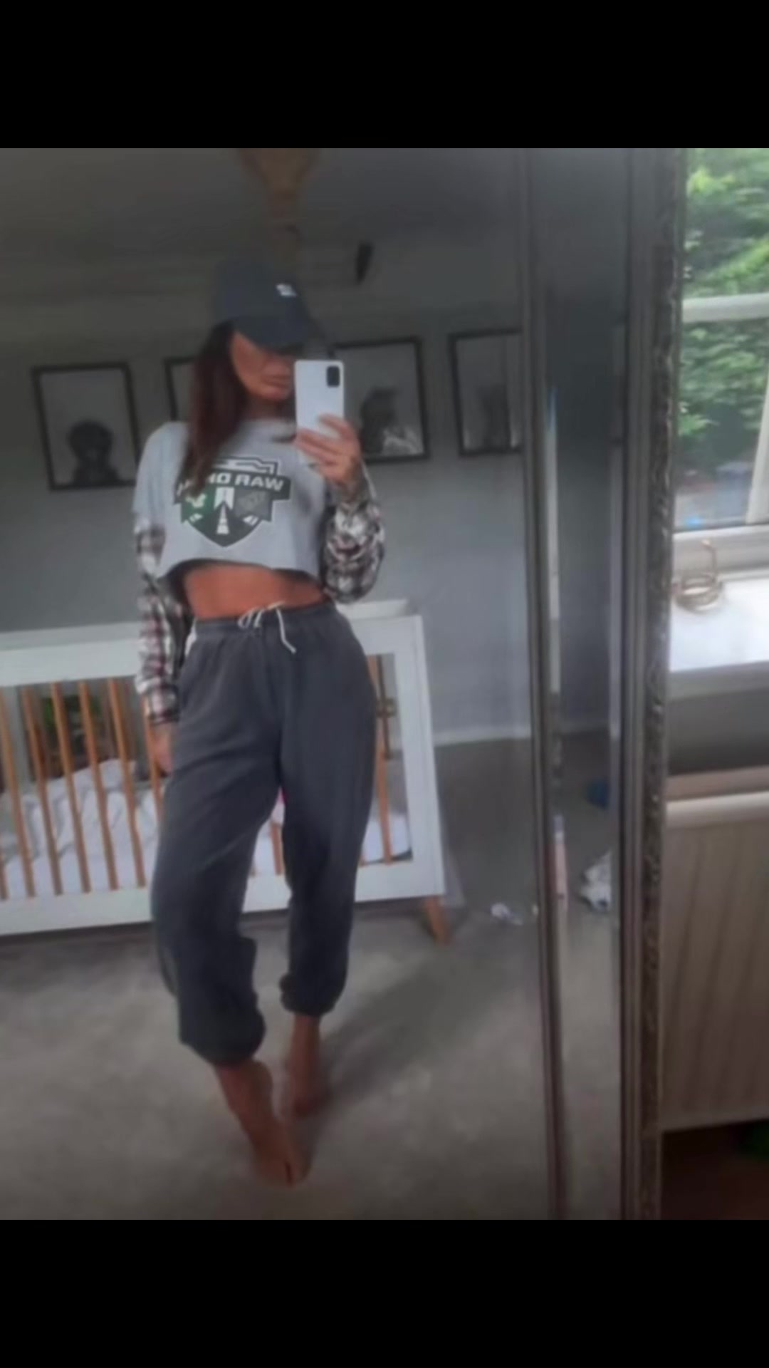 @Carlacorrigan