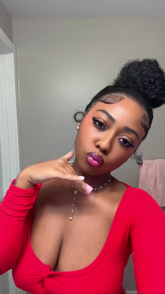 @Meekianaaa