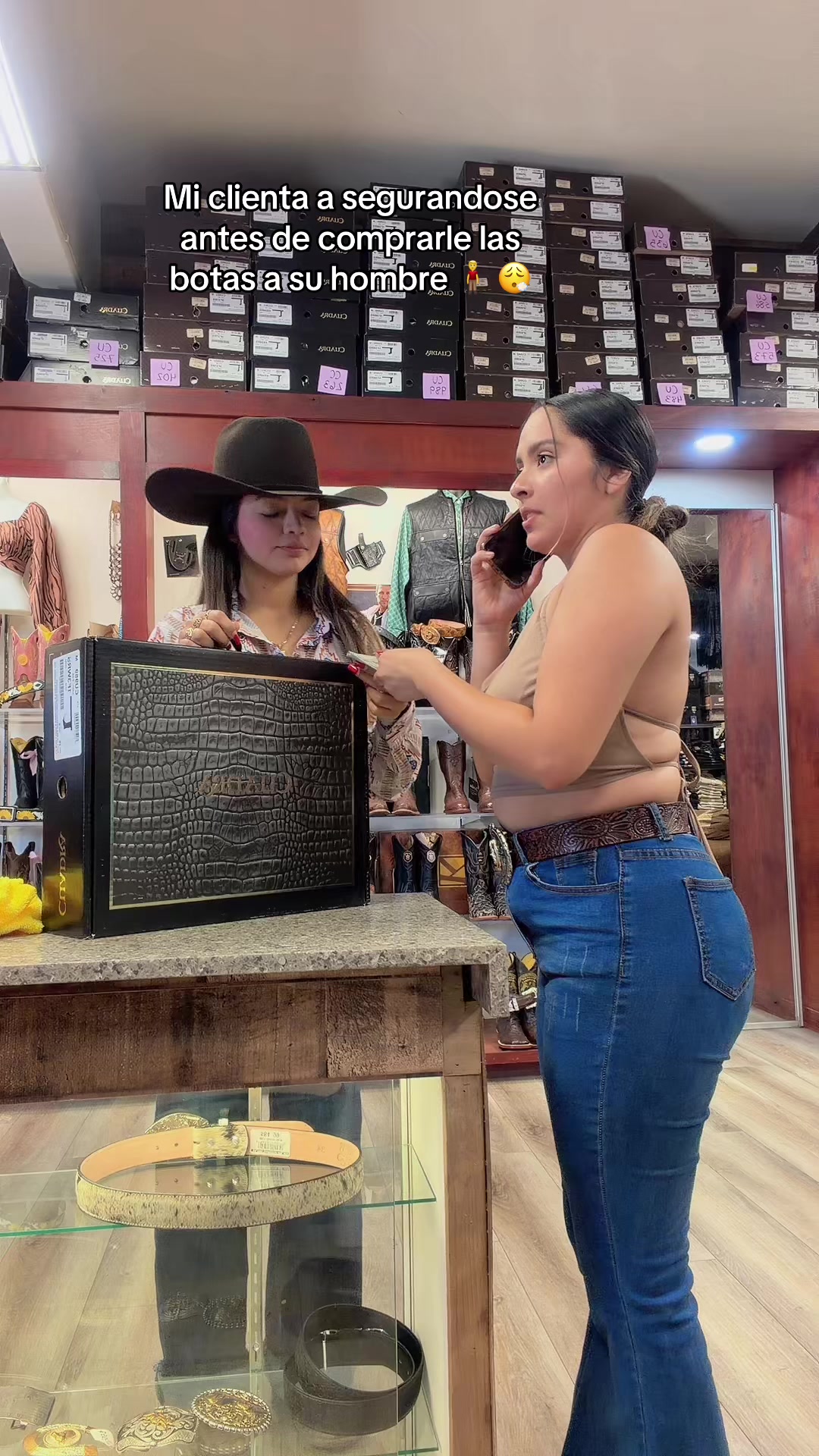 @RoxyArias