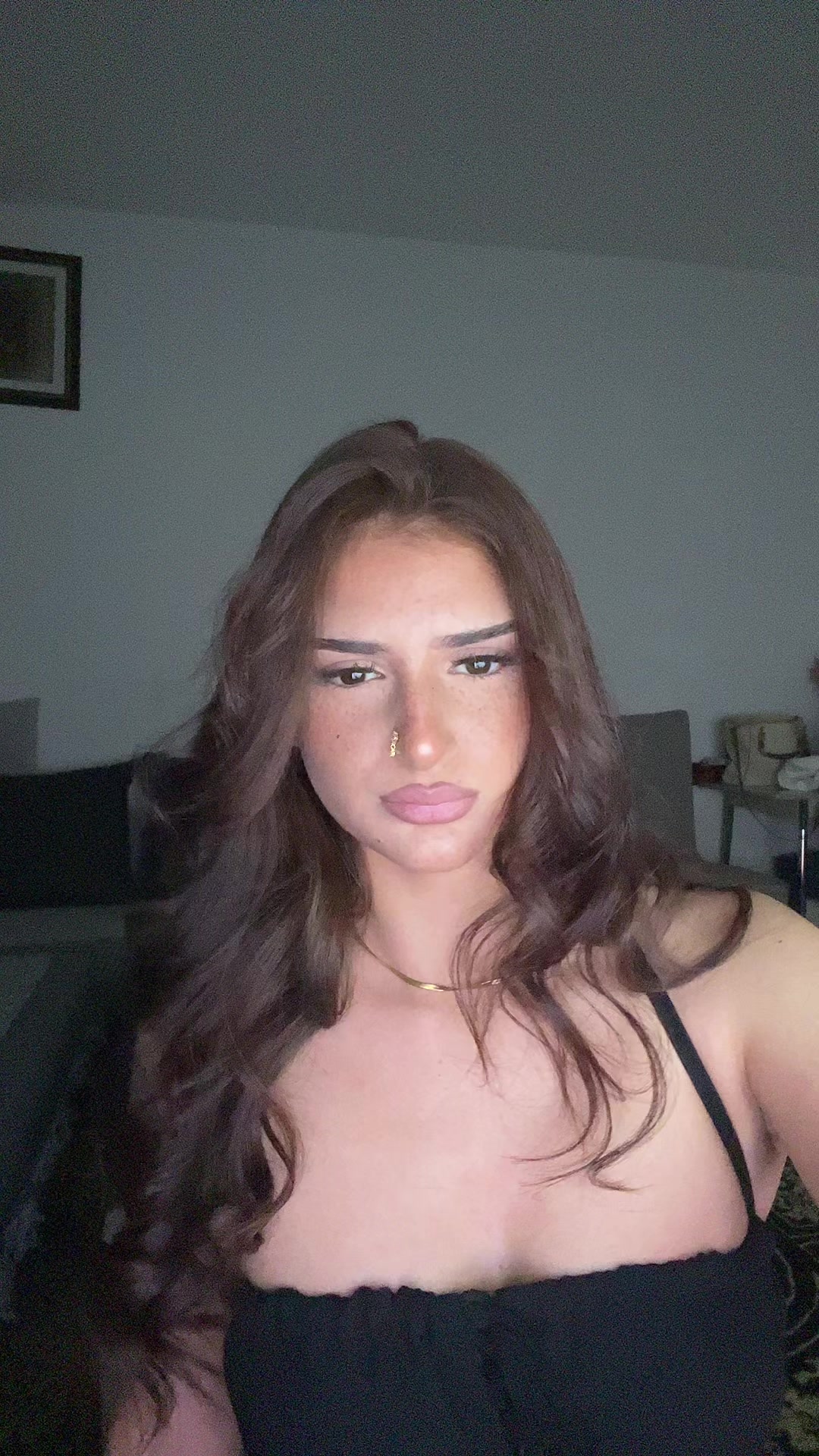 @⃟