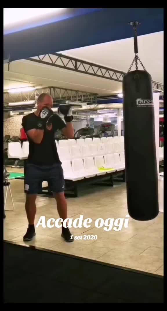@UrsuDenisBoxeAcademy