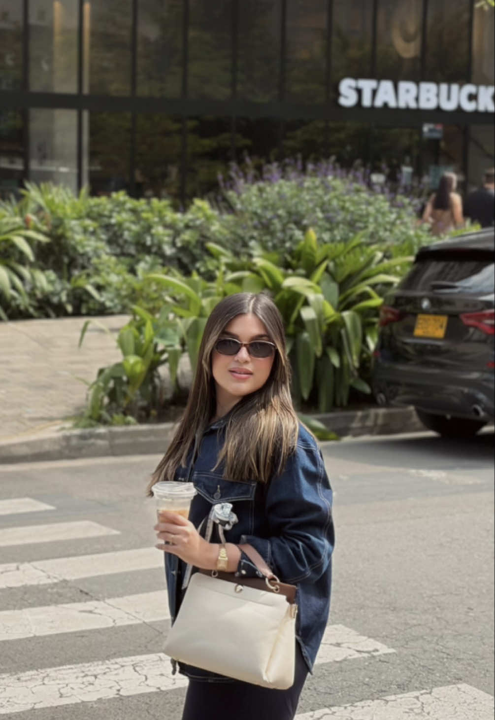 @byarianajournal