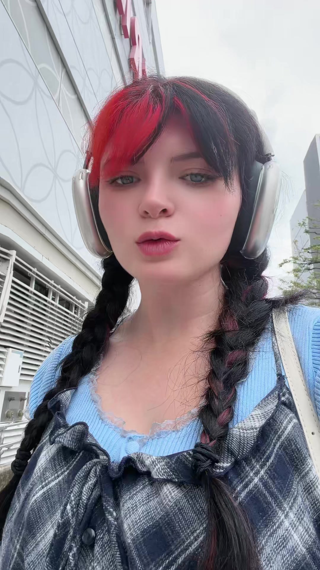 @Aj