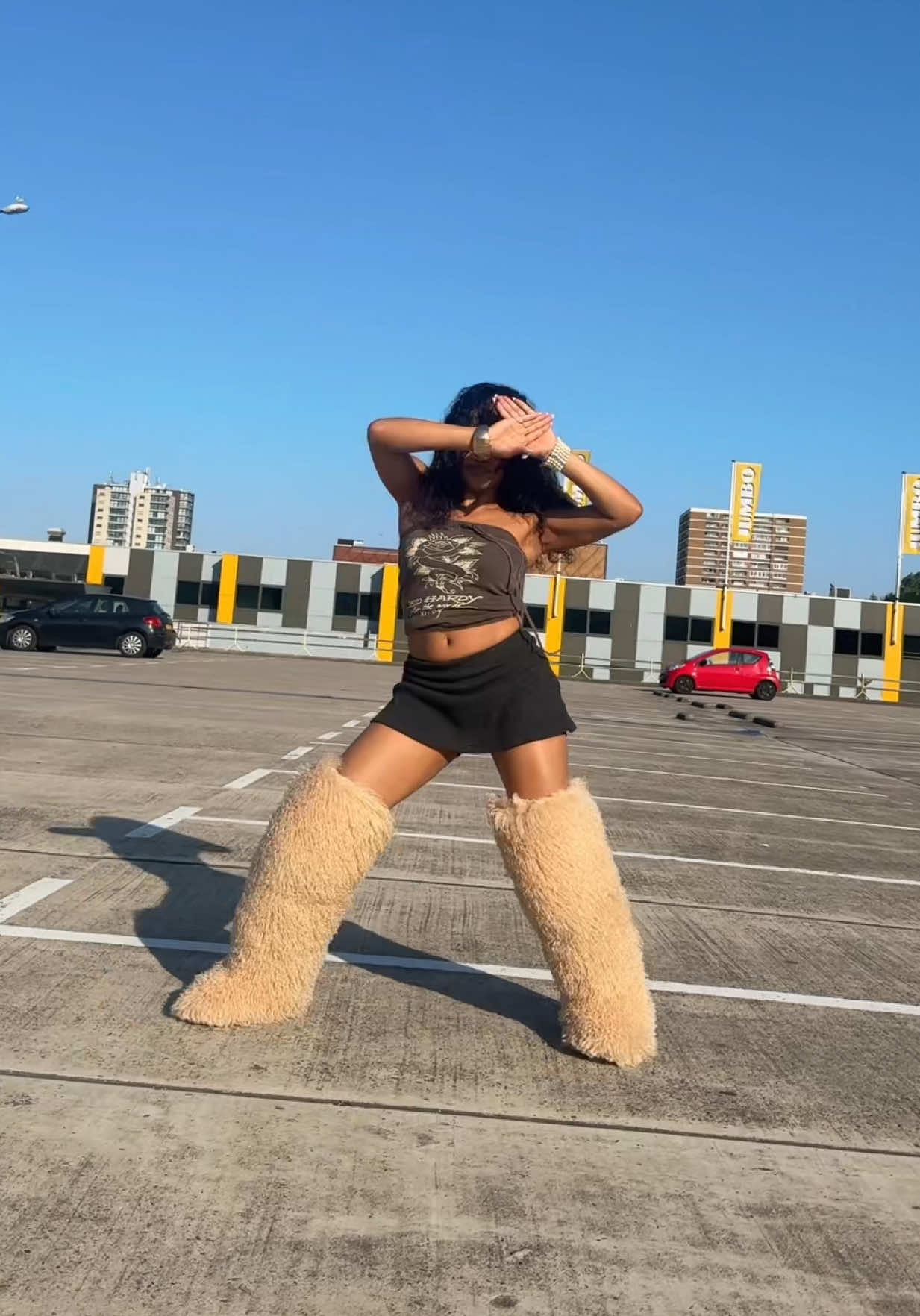@MJENAYLA