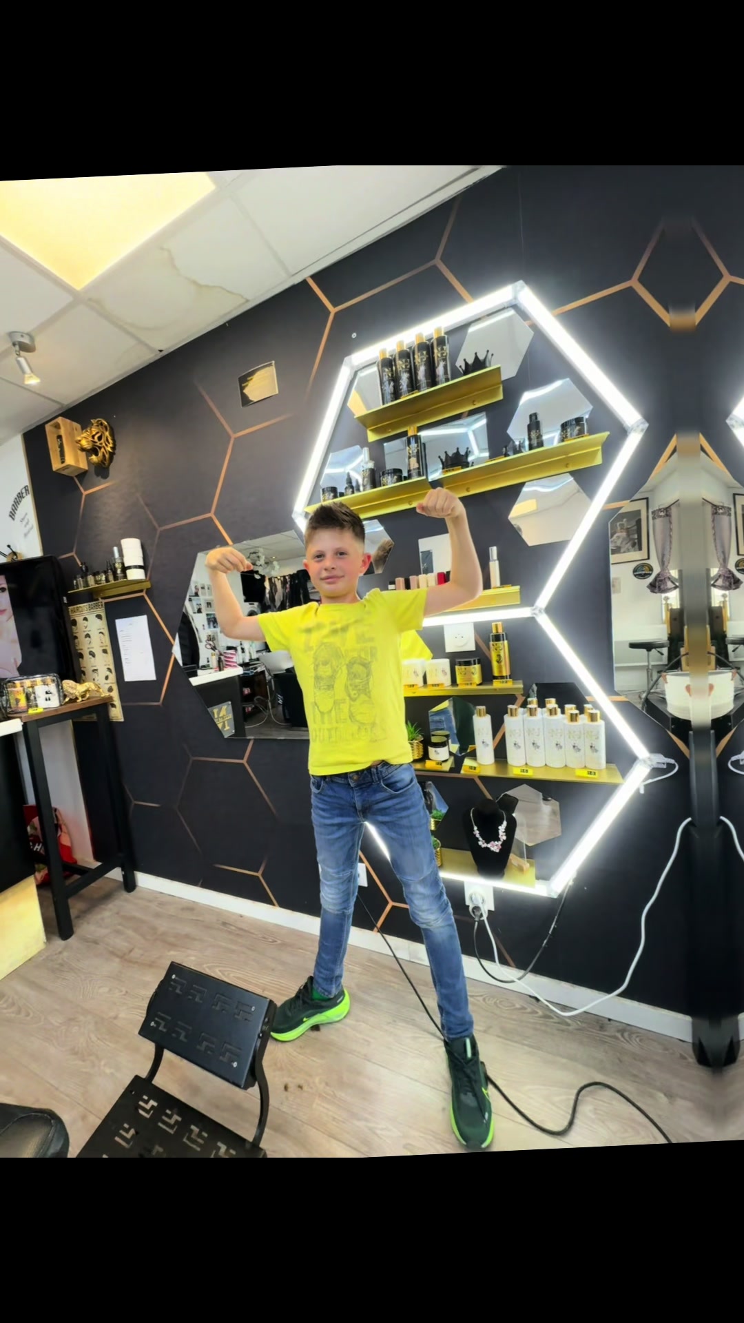 @NJ Hair studio