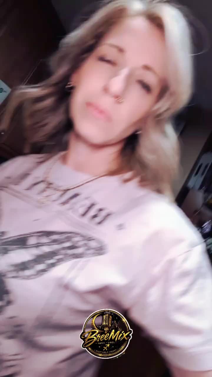 @Breemix