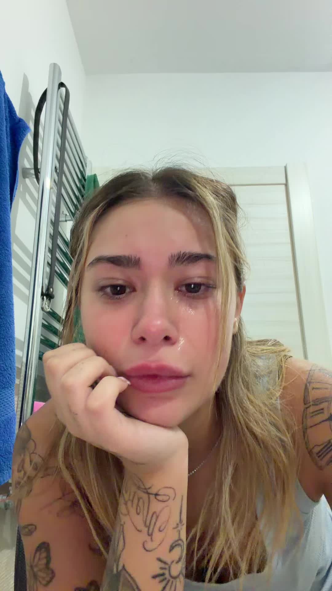 @asiaaapirro