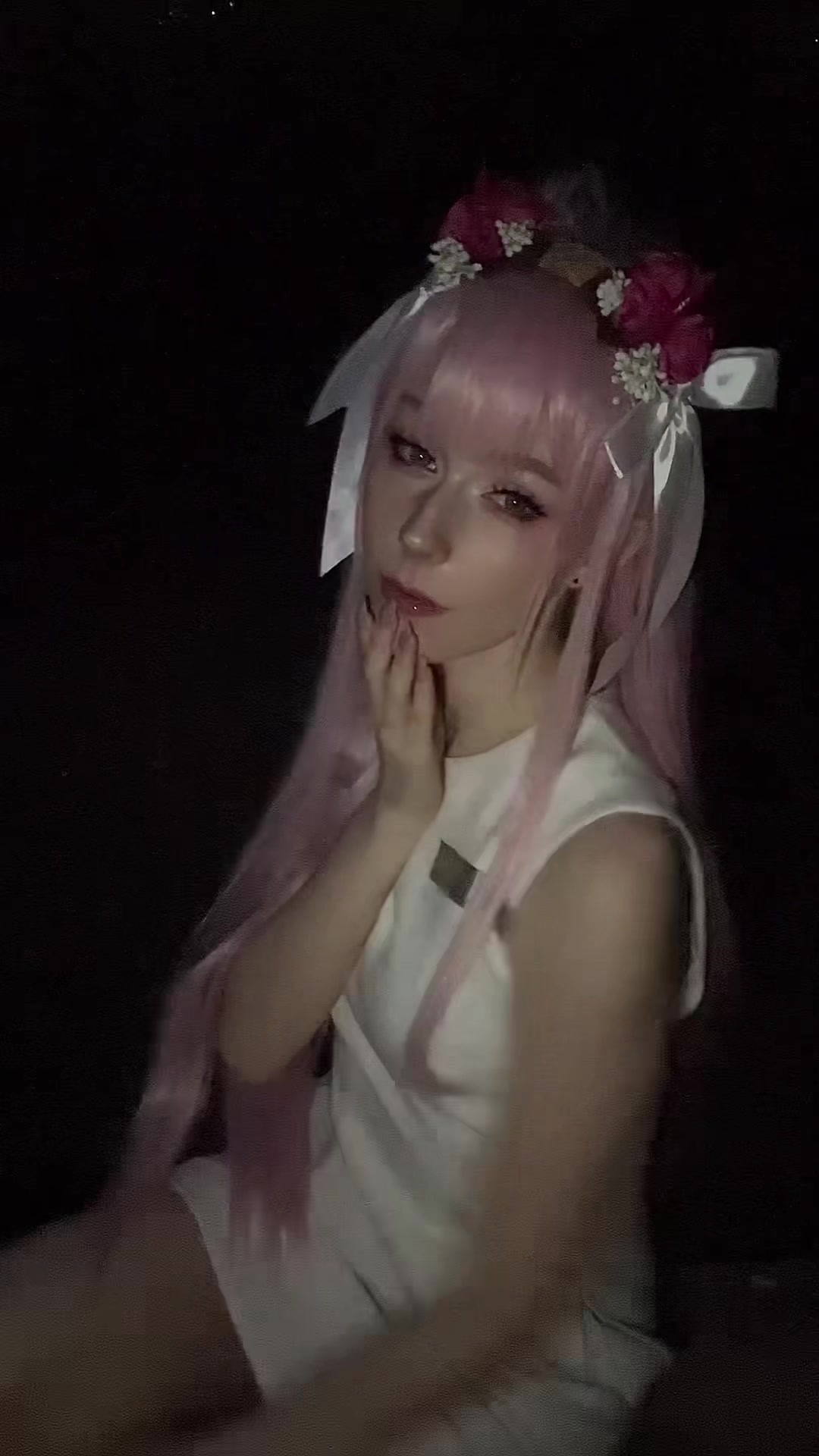 @F0̷X ⪩. .⪨