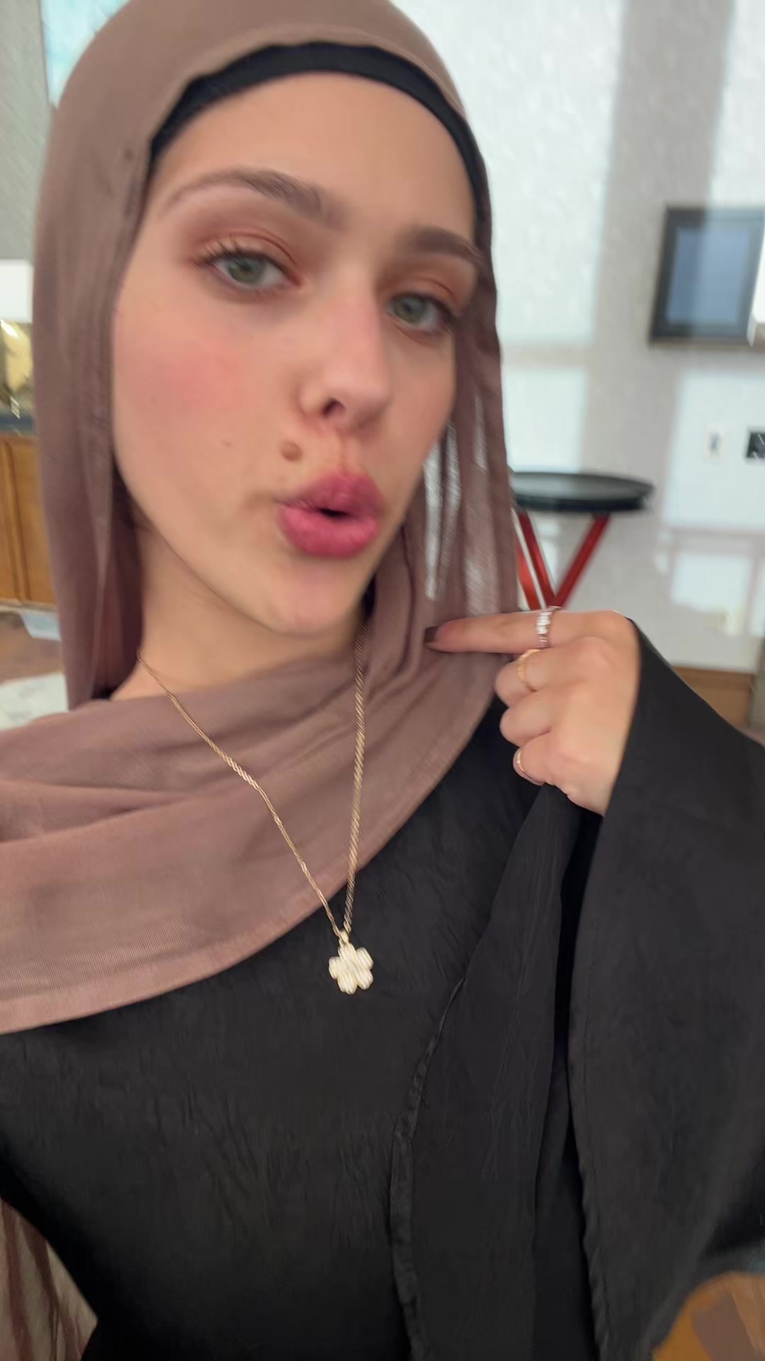 @zainablol