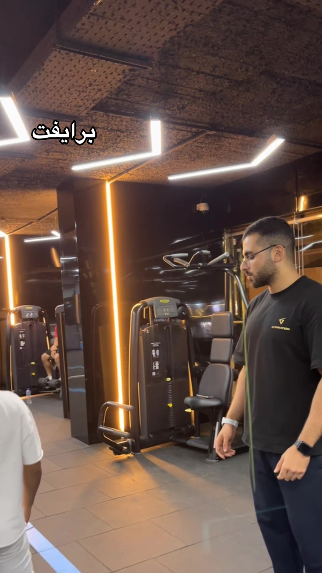 @عَبْدُ العَزيزِ