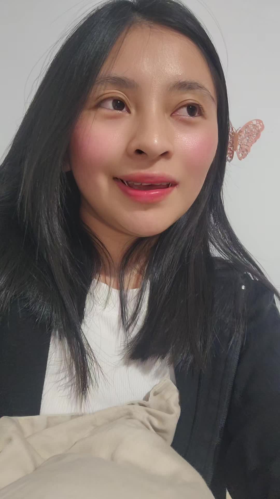 @Vivi🌺
