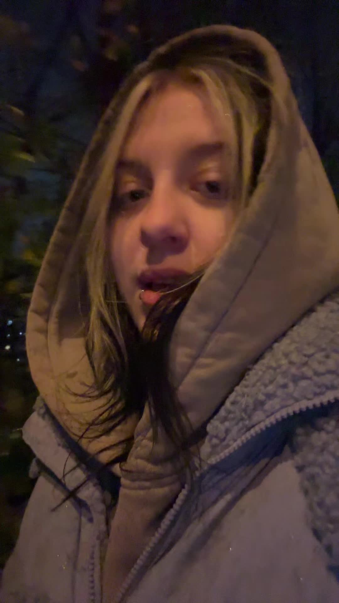 @🪬