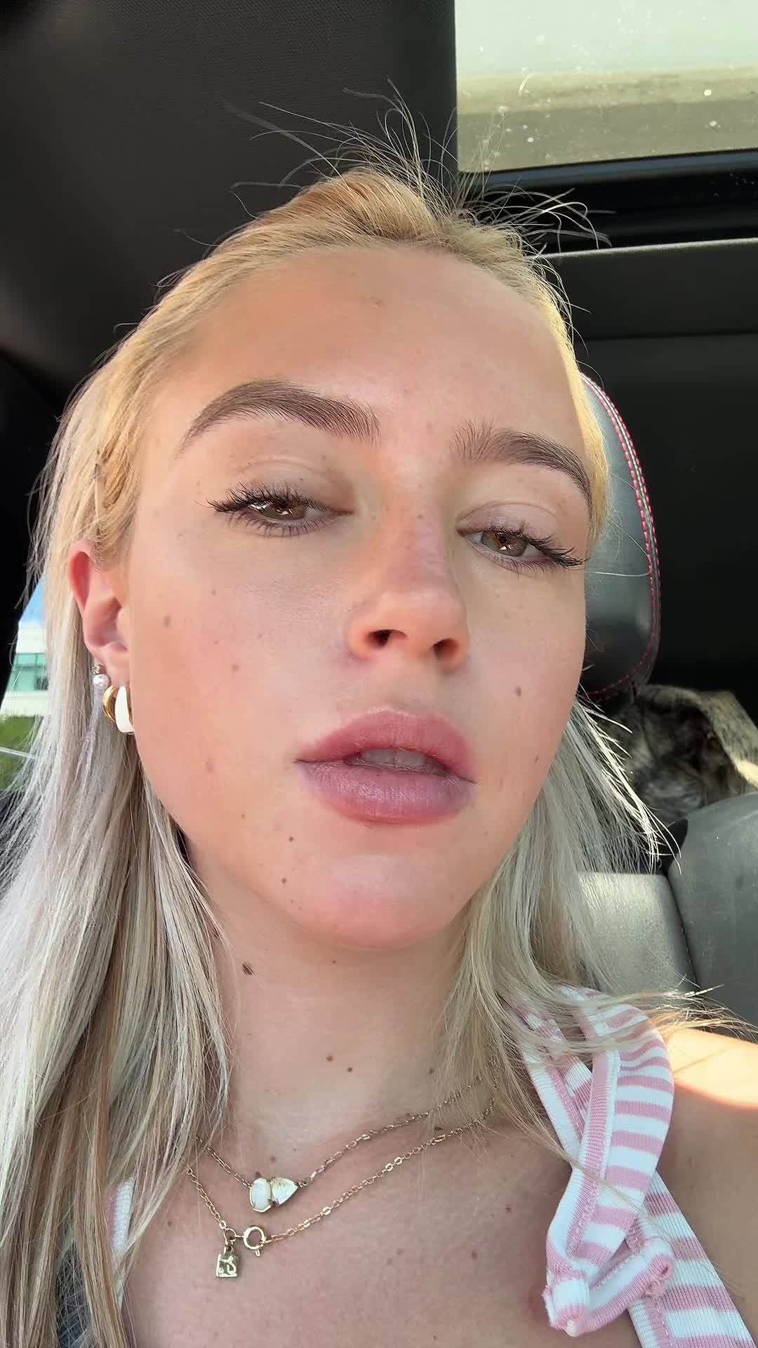 @noramcmanus_