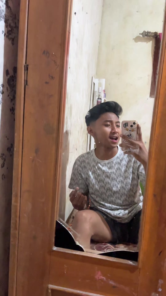 @Aboyy