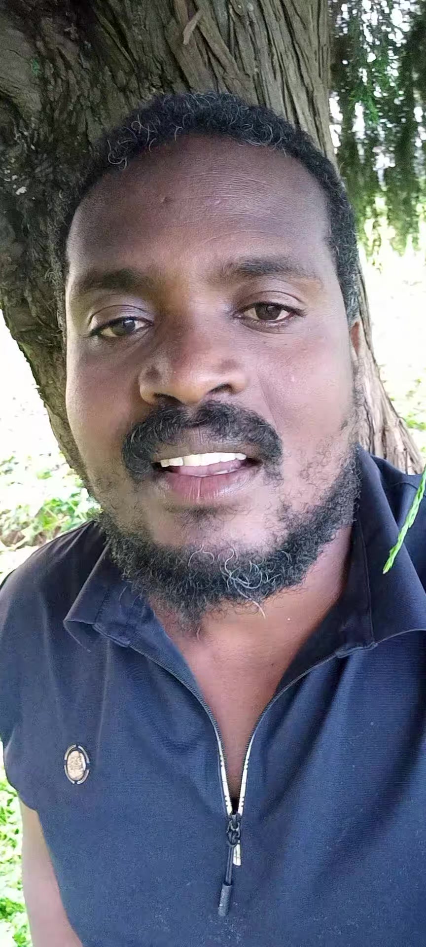 @ዲዮ ነኝ ወርቃማው ቁልፍ