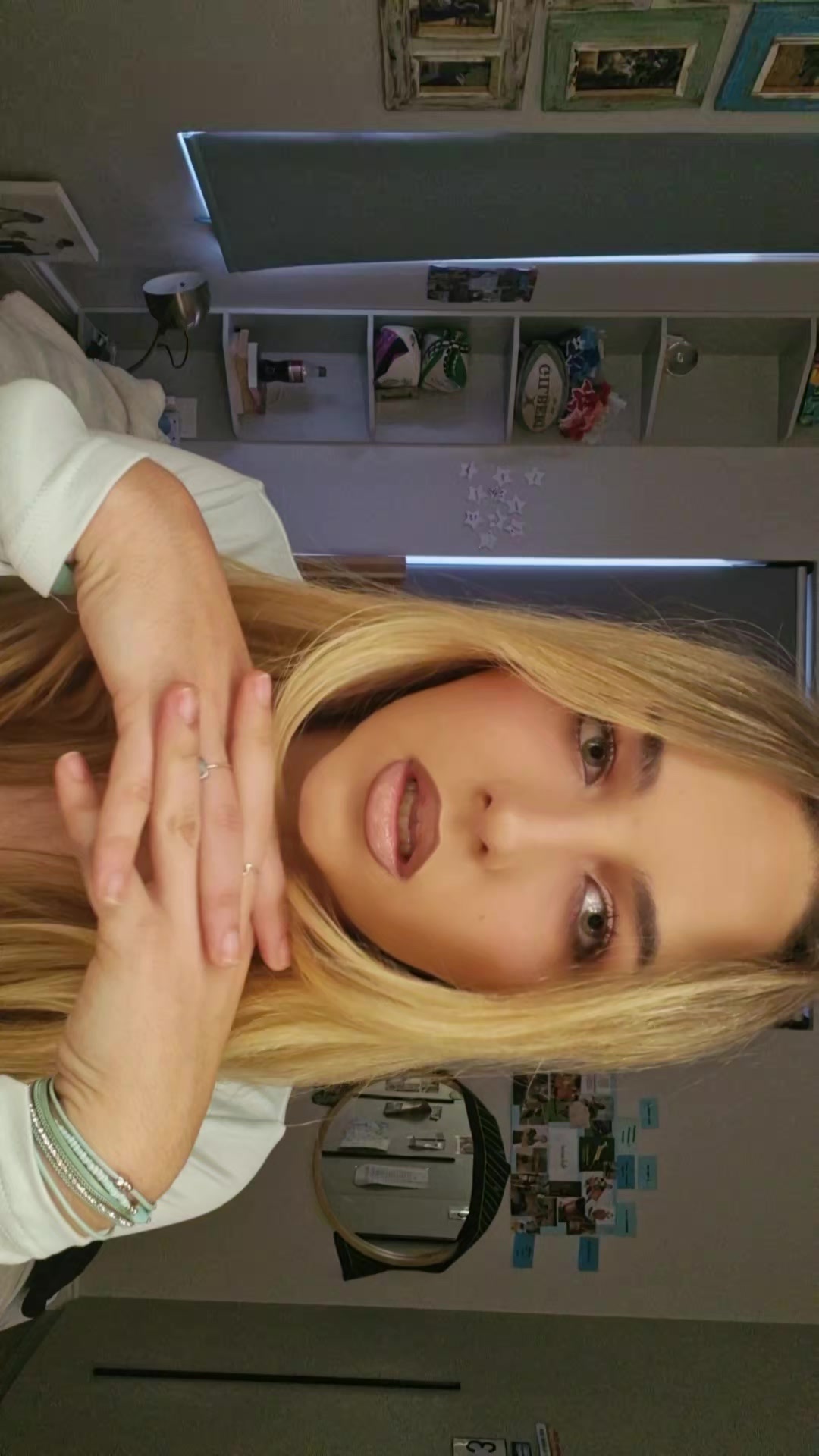 @EJ