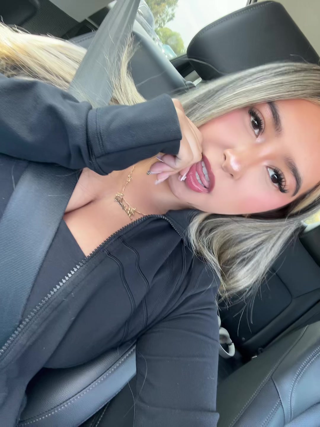 @๐๐