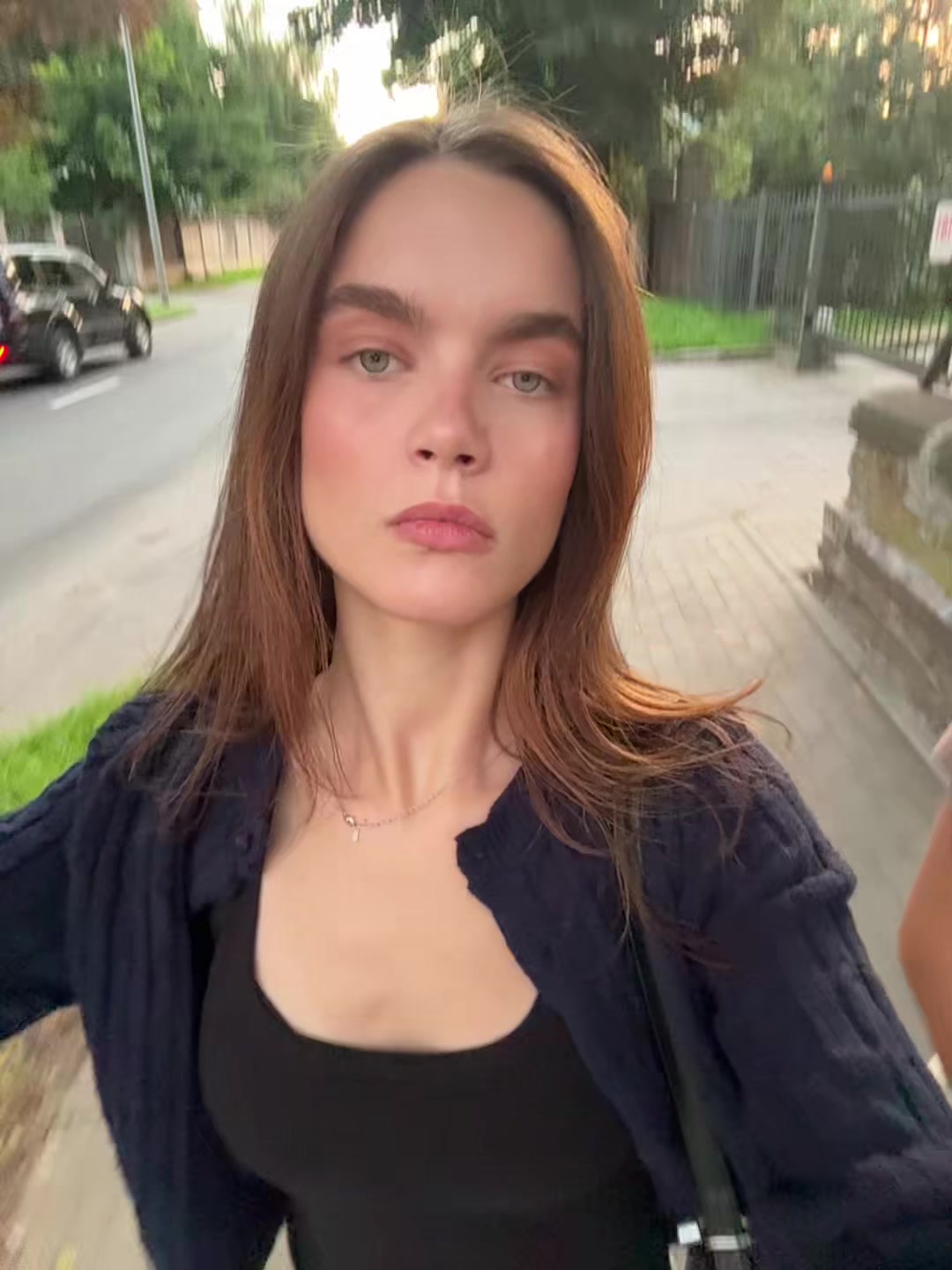 @К