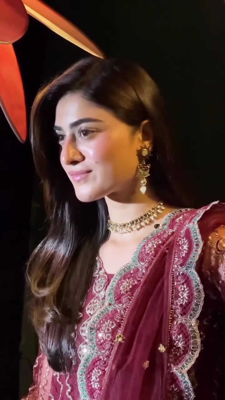 @Hina Afridi ๐ธ๐๏ธ