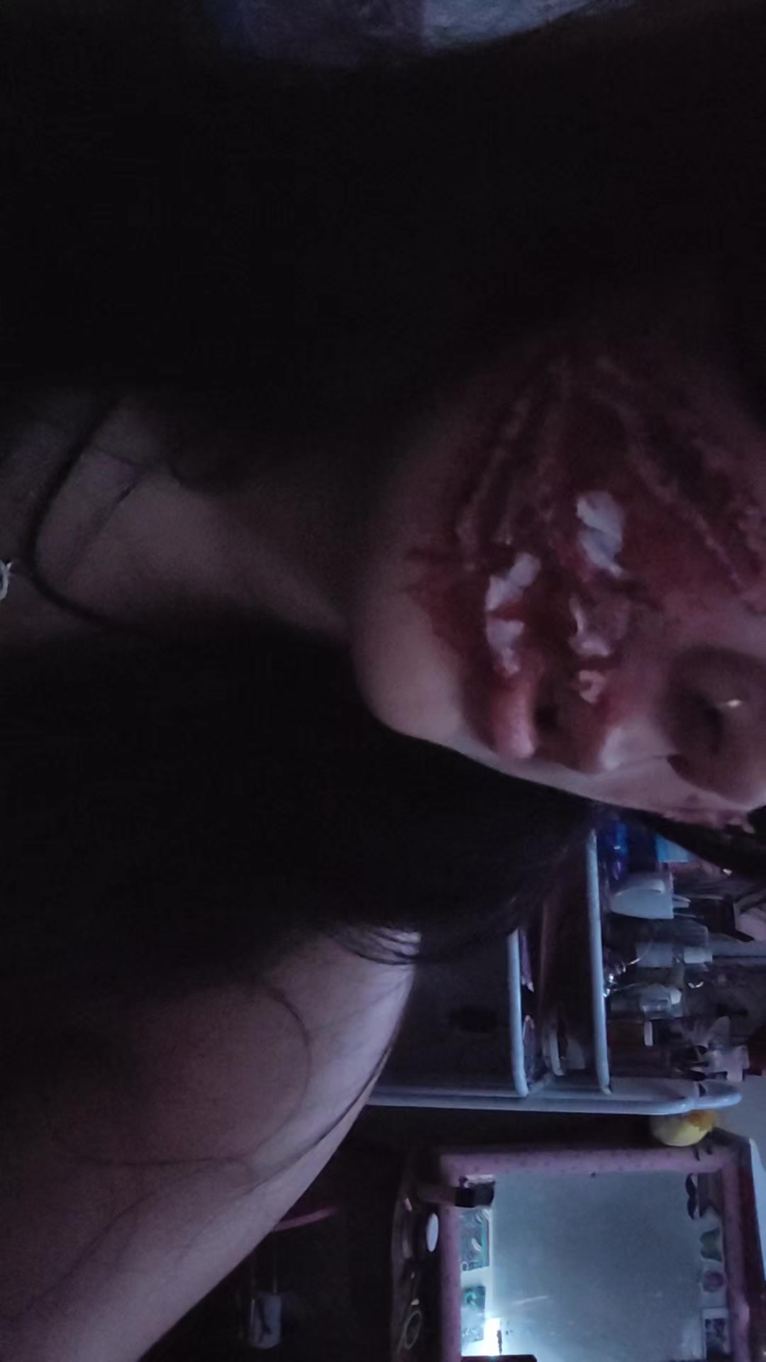 @Chloe 🧟♀️