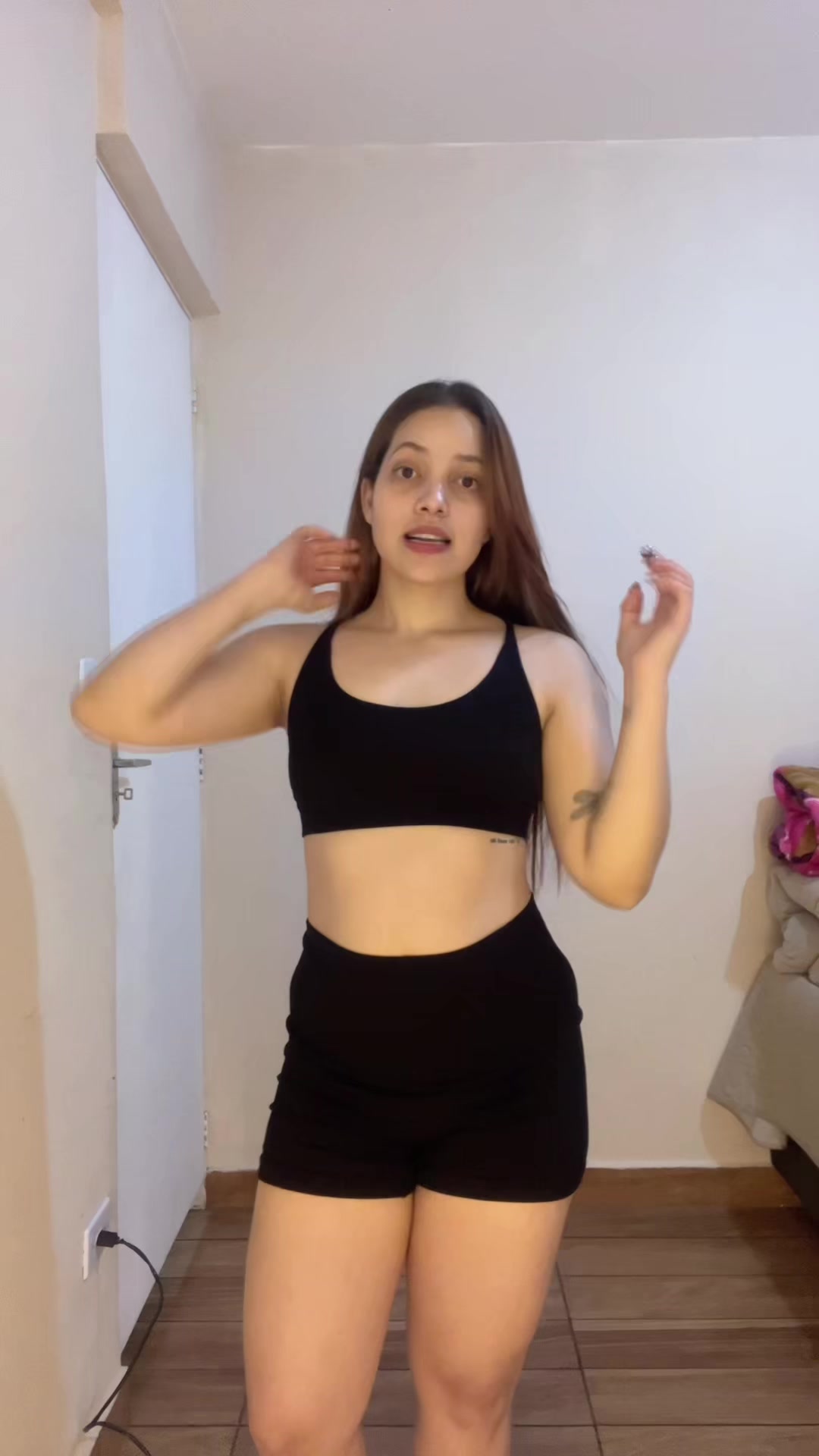 @L&iacute;via Brito